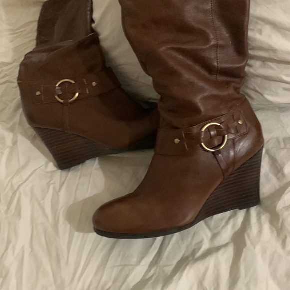 Women’s gas boots One a few times in good condition - Picture 3 of 5